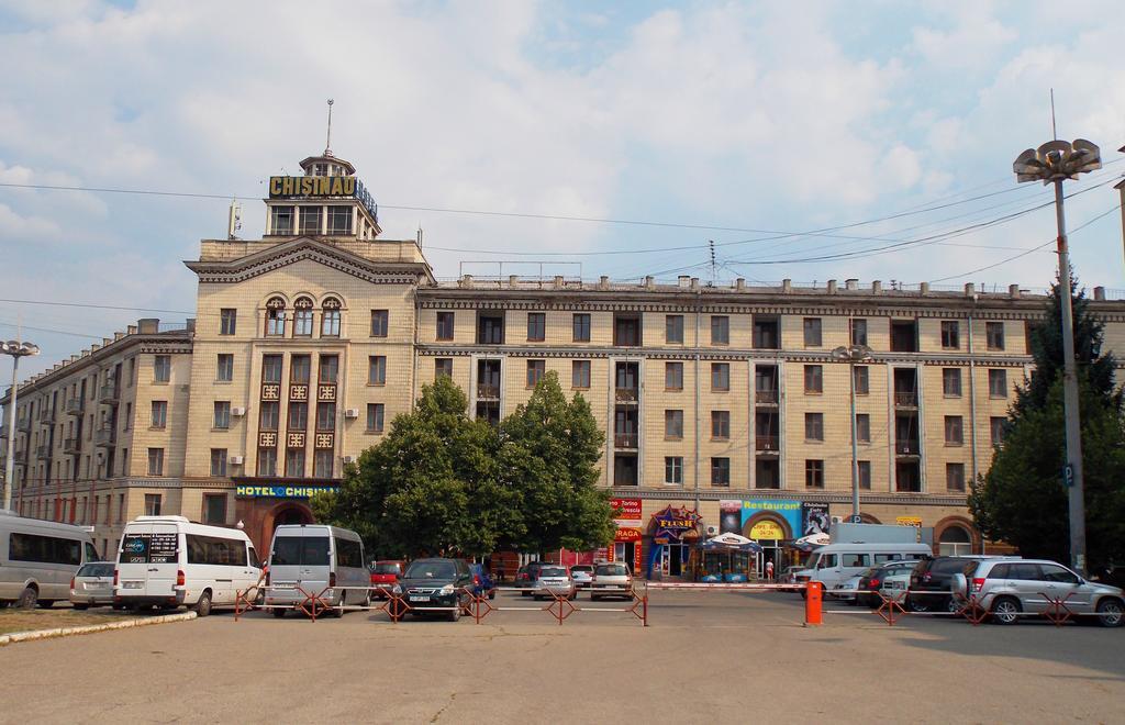 Chisinau Hotel Exterior photo